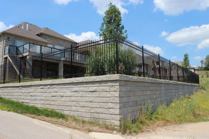 Free Standing Walls